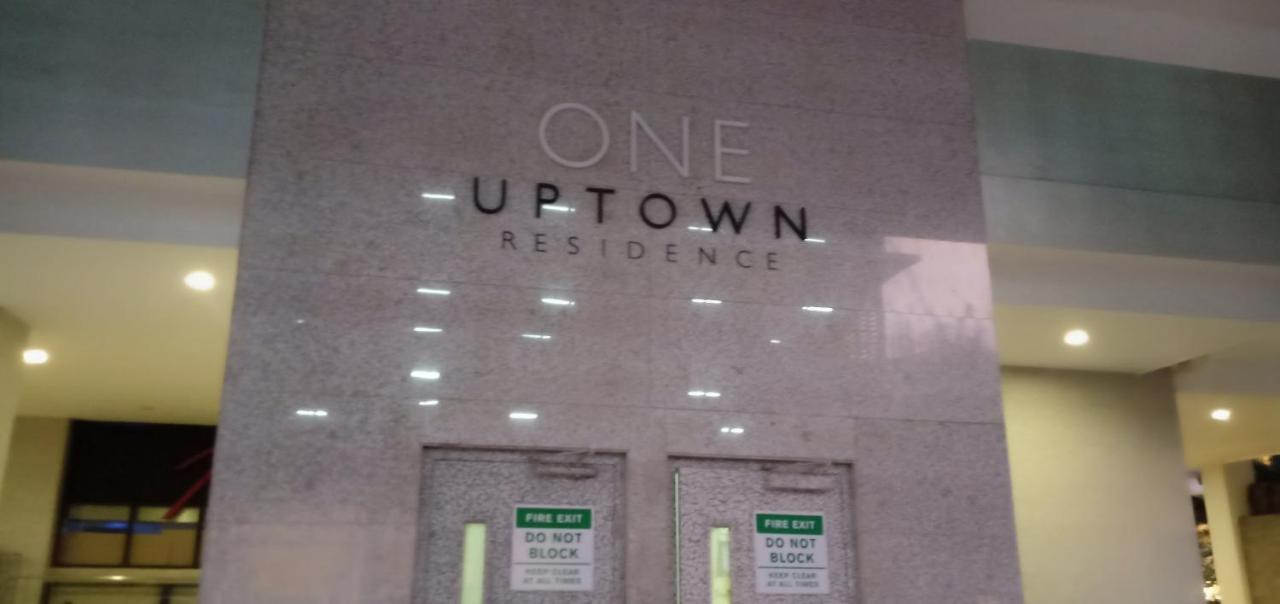 One Uptown Opposite Of Grandhyatt Hotel Manila Taguig City 외부 사진