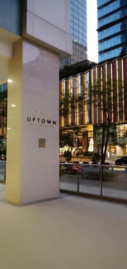 One Uptown Opposite Of Grandhyatt Hotel Manila Taguig City 외부 사진