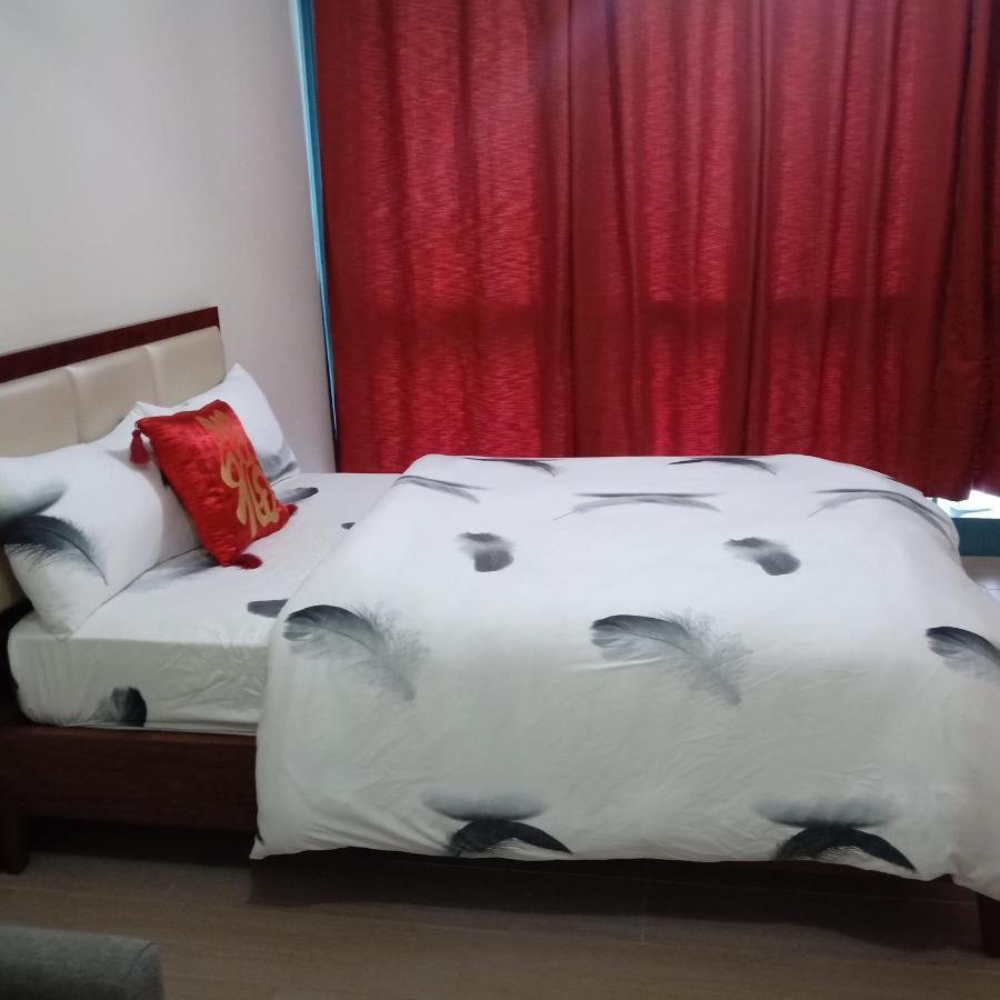 One Uptown Opposite Of Grandhyatt Hotel Manila Taguig City 외부 사진